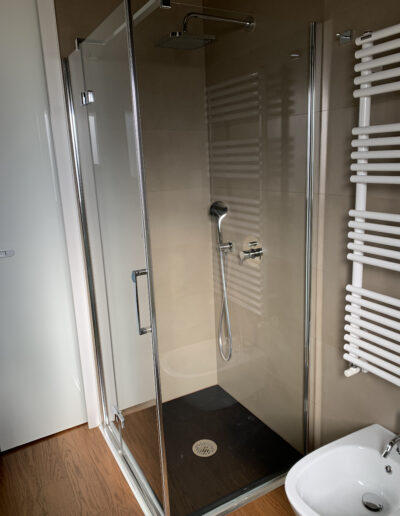bagno-ristrutturazione-bagno-terlizzi-impresa-edile-design-arredamento-bari-puglia-ristrutturazioni-chiavi-in-mano